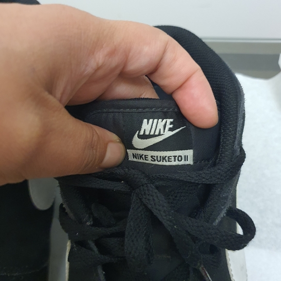 NIKE | SUKETO 2 | Black | US 11 UK / AU 10 | Pre-owed | - Picture 10 of 14